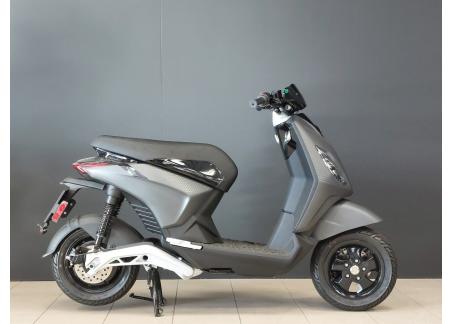 PIAGGIO one Active Electrique 