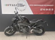 YAMAHA MT-09